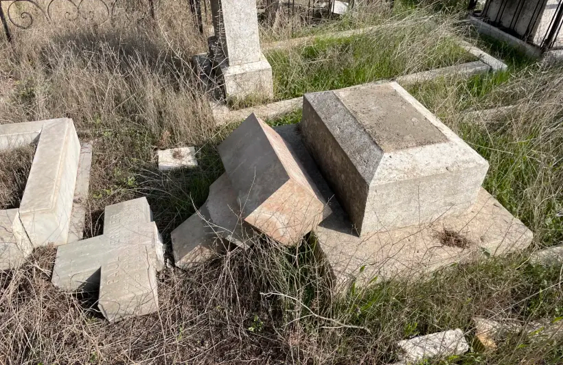 Deux jeunes juifs vandalisent un cimetière protestant à Jérusalem