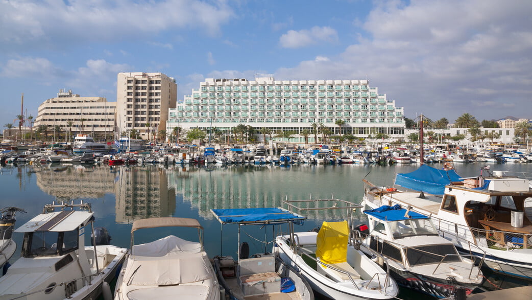 Réforme judiciaire : annulation de 1.500 chambres à Eilat de l'association du barreau en Israël
