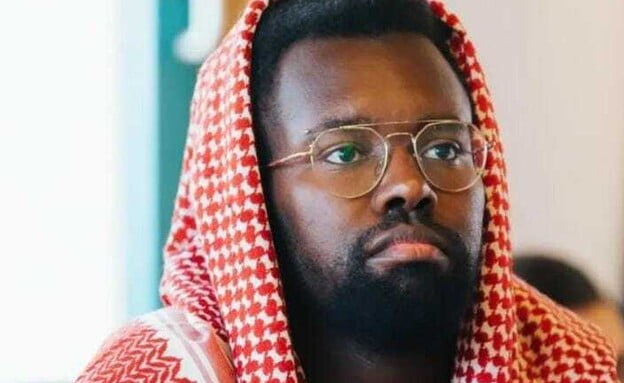 Ce jeune bédouin lutte contre le contenu antisémite sur le web