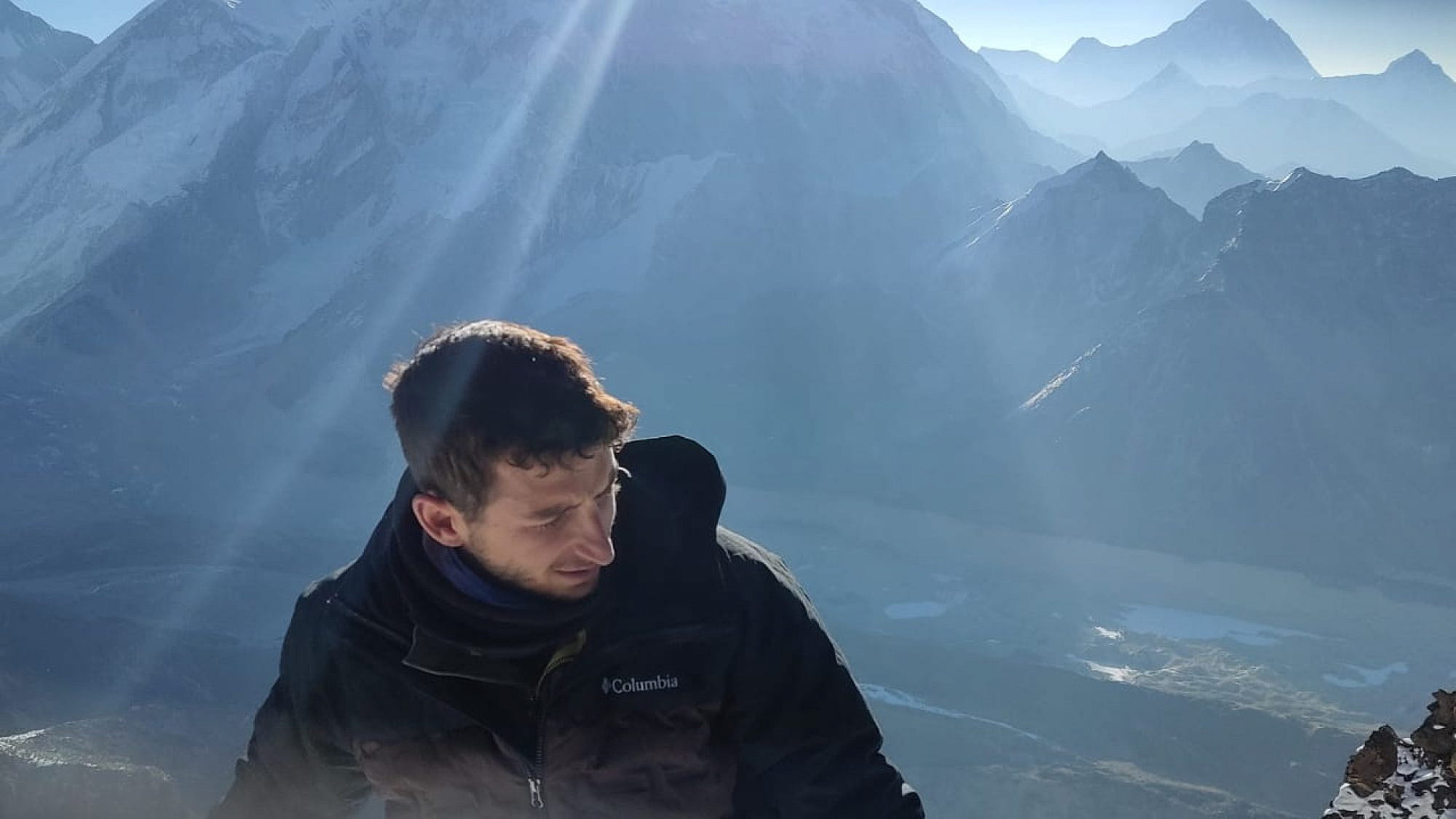De l'abysse de la douleur au sommet de l'Everest : Le récit de ce jeune israélien