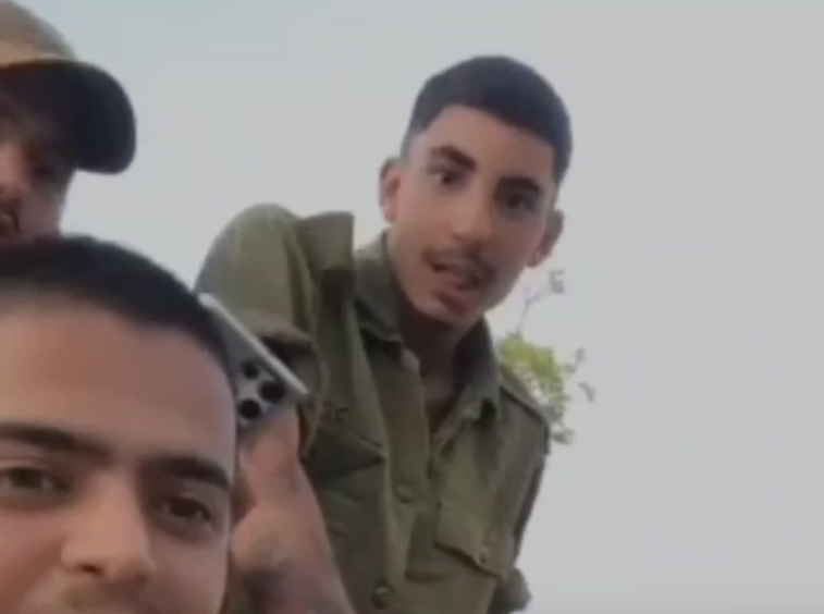 Ces soldats maudissant Israël et soutenant Jénine ont été arrêtés