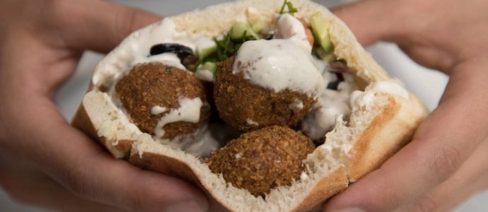 La magie culinaire des falafels : Un voyage gustatif captivant à Tel Aviv