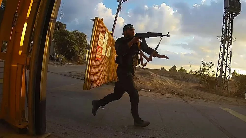 Israël : Les membres du Hamas ont violé au moins 10 otages hommes et femmes