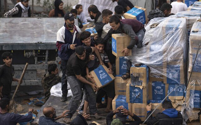 Israël : Enquête sur l'Acheminement de l'Aide Humanitaire vers la Population Palestinienne
