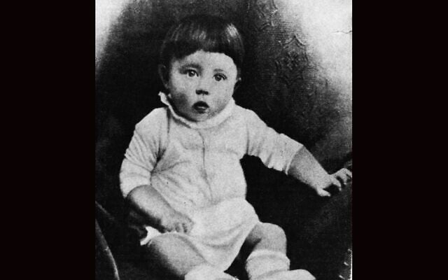 Antisémitisme : Hitler Un Mignon Bébé "Chercheur de solution et "décideur éthique"
