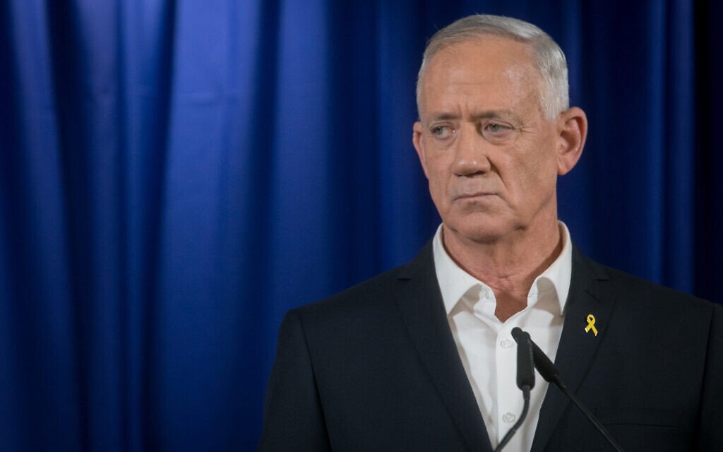 Gantz et Gallant Accusent Netanyahu de Conduire Israël au Désastre