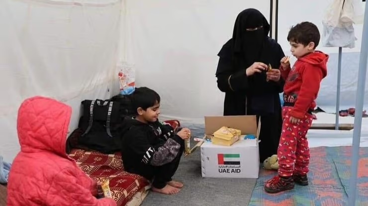 Le Hamas Revend à Prix d'Or l'Aide Humanitaire des Émirats aux Gazouis Déplacés