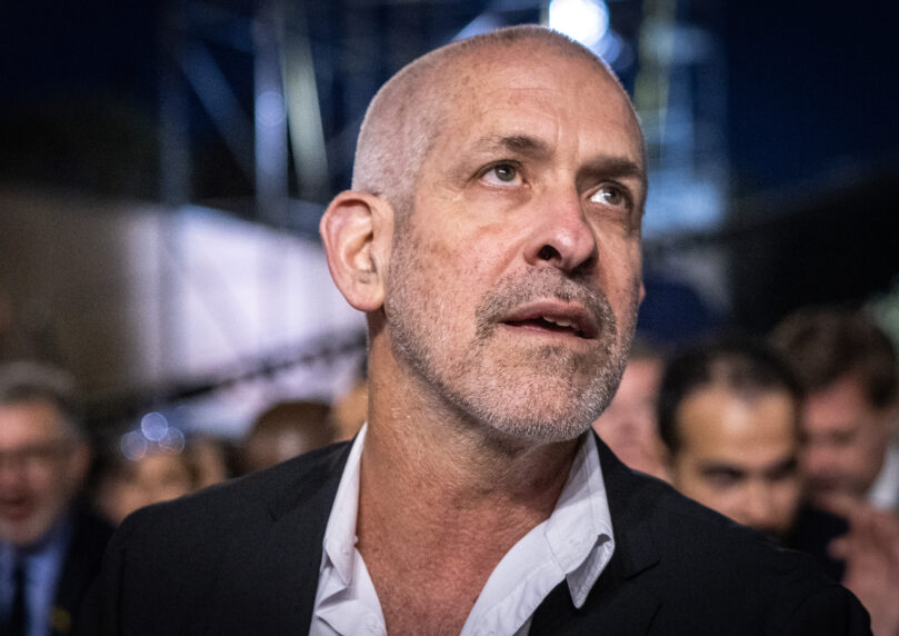 Un lanceur d’alerte face à l’État profond : l’ex-agent du Shin Bet qui menace Ronen Bar