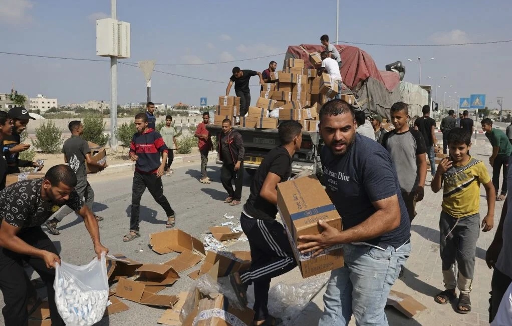 Aide humanitaire à Gaza : des chauffeurs arrêtés, infiltrés par le Hamas et liés au 7 octobre