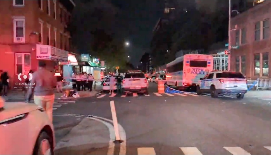 fusillade Crown Heights, fusillade quartier juif New York, Crown Heights tirs, attaque Brooklyn, victimes fusillade New York, NYPD enquête fusillade, blessés Crown Heights, tireur en fuite Brooklyn, fusillade Taste of the City Lounge, communauté juive Brooklyn