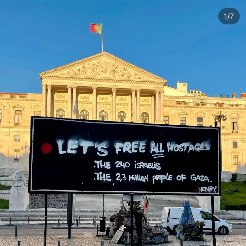 Lisbonne : Michael Tordjman du bar Badassery affiche un message antisémite en pleine rue