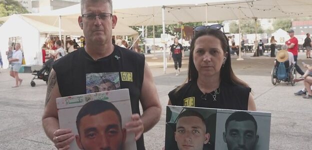 Otages israéliens : « Mon fils est vivant mais ne sacrifier aucun soldat pour le sauver »