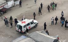 otages israéliens, libération otages Gaza, Hamas, Tsahal, Croissant-Rouge, Segev Kalphon, Matan Angrast, Alon Ahal, base de Raa’im, guerre Israël Hamas, retour des captifs, Nimrodi, Bifin Joshi, opération de libération, familles d’otages, émotion en Israël, Gaza 2025, hélicoptères Tsahal, 7 octobre, actualité israélienne