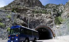 Le bunker invincible de Trump : la ville sans ciel cachée dans les montagnes