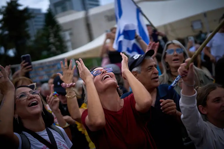 Israël retient son souffle : la libération des otages pourrait débuter dès dimanche