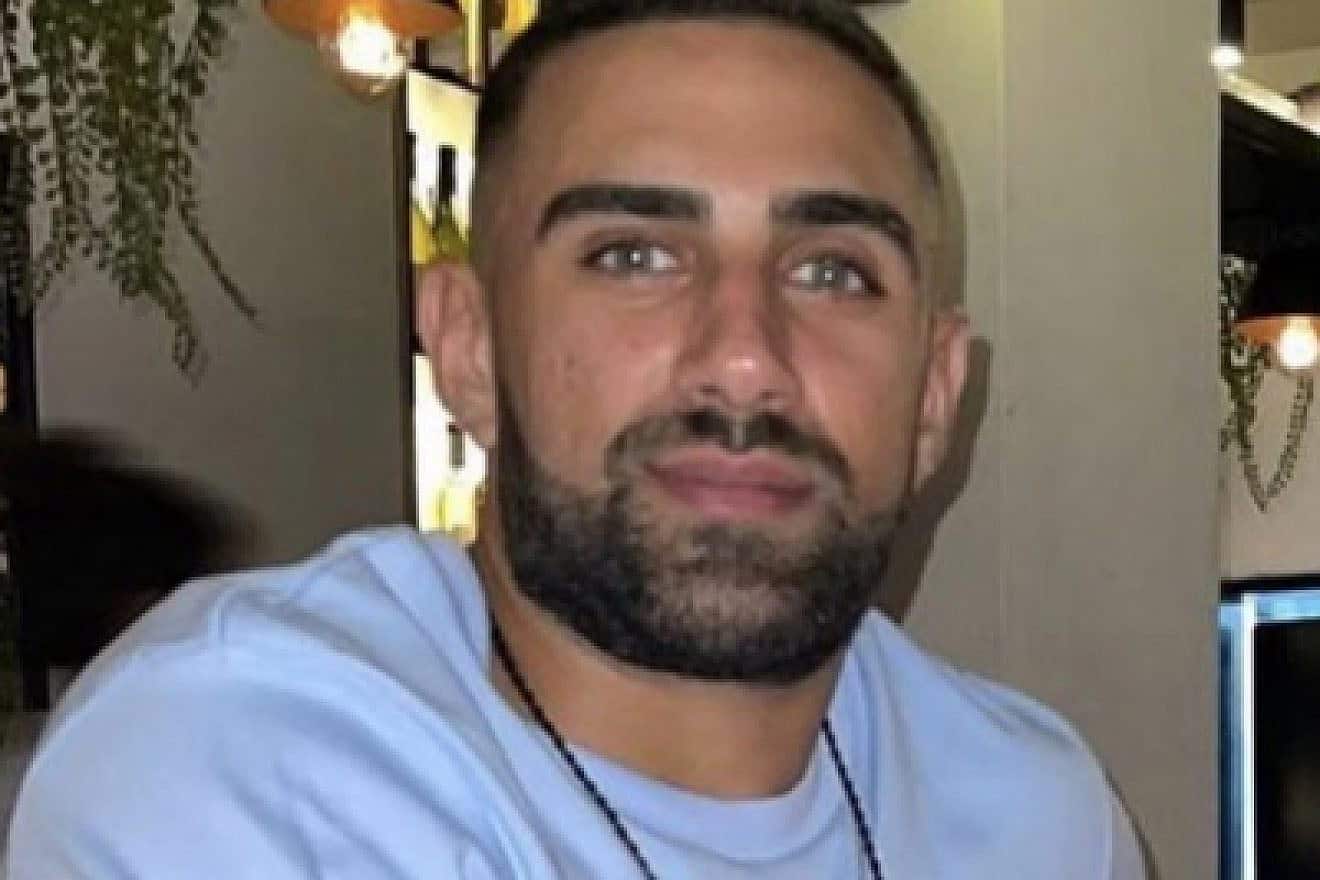 Segev Kalfon : l’ex-otage du 7 octobre revient prier au Mur Occidental aux côtés de son père