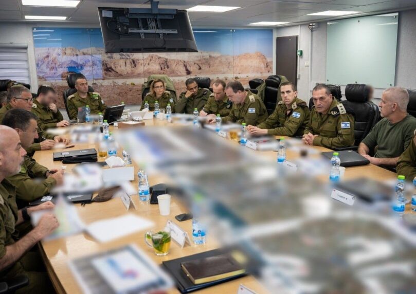 Des familles endeuillées du 7 octobre s’apprêtent à déposer plainte contre des généraux de Tsahal