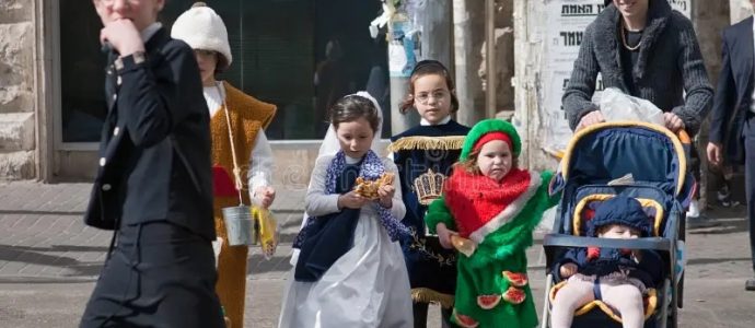 La fin du baby-boom haredi ? Taux de fécondité ultra-orthodoxes au plus bas en 2025