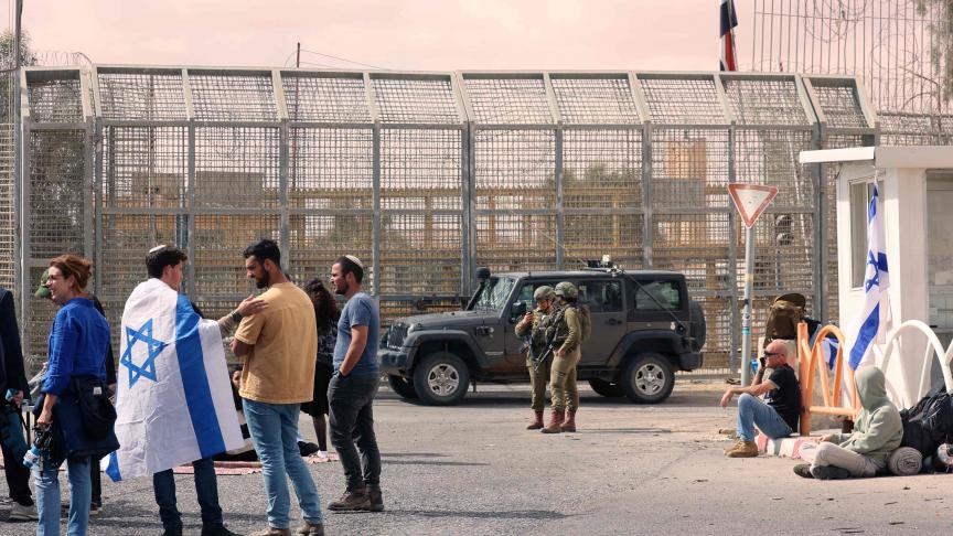 Deux Franco-Israéliennes visées par des mandats d’amener pour « complicité de génocide »