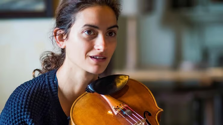 Comment la violoniste israélienne Maïa Meron a piégé le réseau de Pilates qui l’avait détruite