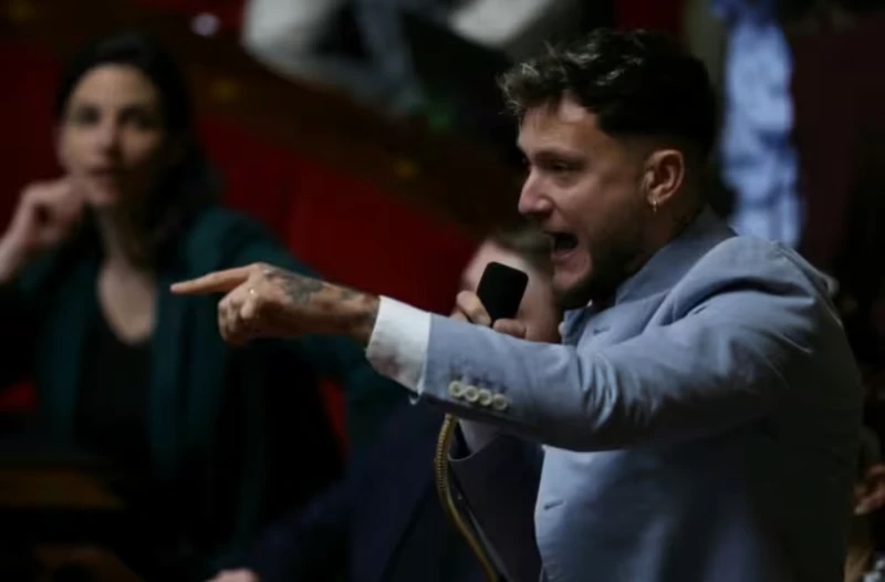 Minute de silence pour Quentin à l’Assemblée : la faute de tenue de LFI