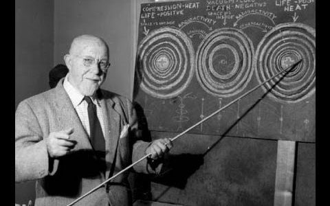 L’Univers en Respiration : La Vision Cosmique de Walter Russell et de la pensée juie