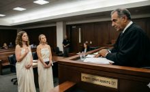 Le juge, la nudité et le scandale : le procès le plus absurde du théâtre israélien