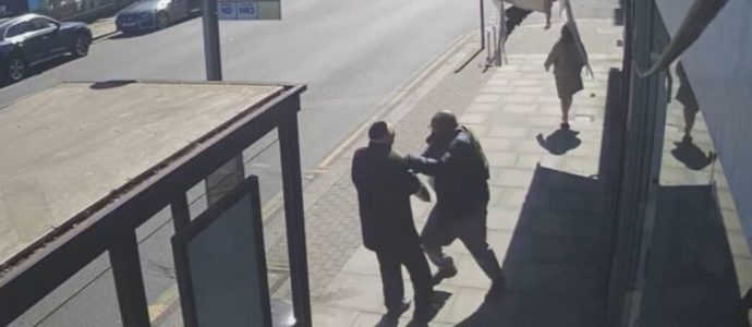 L'identité des deux juifs agressés au couteau à Londres révélée