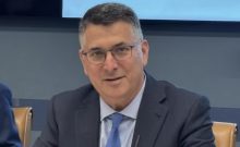 L'Union européenne sanctionne des "colons" israéliens : le verrou hongrois a sauté