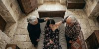 « Il m'a dit que j'allais recevoir un tikoun » : comment un couple violait des femmes au nom de Dieu