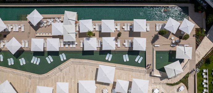 Herzliya largue les amarres : The Yacht, l'hôtel de luxe qui transforme la marina en paradis maritime