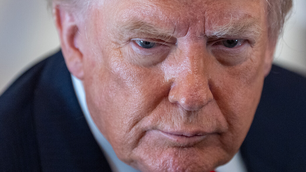 Trump : « L'Iran est mort » — Washington frappe et menace une riposte massive
