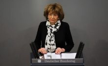 Allemagne : une survivante de la Shoah de 93 ans menacée de pendaison après la victoire de l'AfD