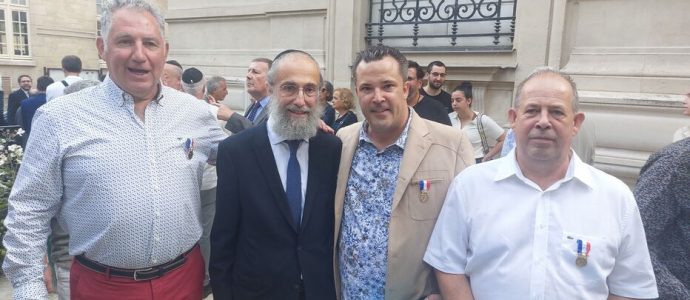 Un an après l'agression du rabbin Lemmel, Neuilly rend hommage aux victimes de l'antisémitisme