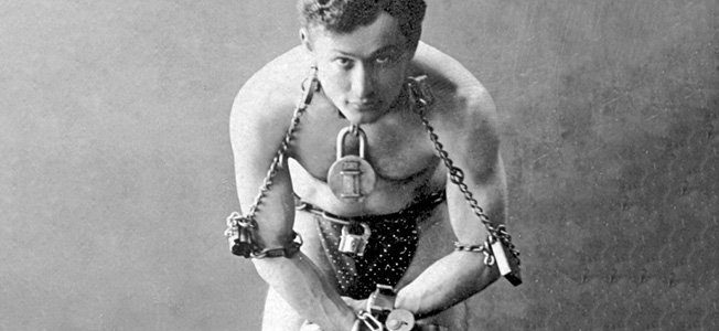 Houdini, Okito, Ben Ali Libi : Amsterdam célèbre les magiciens juifs, de l'âge d'or à Sobibor