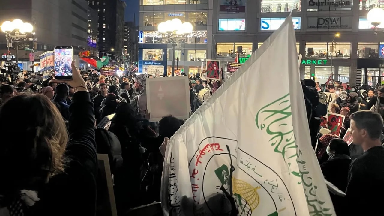 7 octobre à New York : Mamdani attaqué par Israël et conspué par les pro-palestiniens