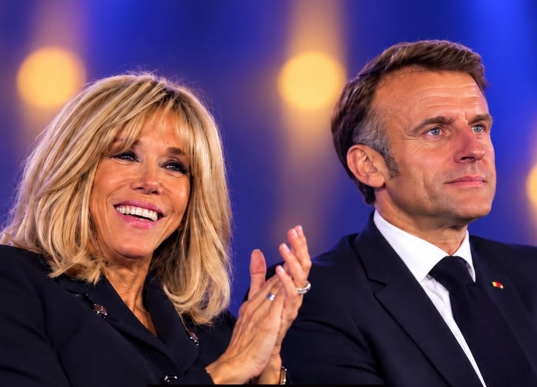 Émeutes du 17 octobre : Mélenchon allume la guerre civile, Macron applaudit Céline Dion