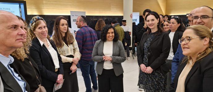 Aliyah 2027 : au Salon de Paris, des entreprises israéliennes recrutent 200 candidats français