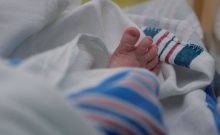 Gestation pour autrui en Israël : la commission d'agrément bloquée, des dizaines de couples suspendus
