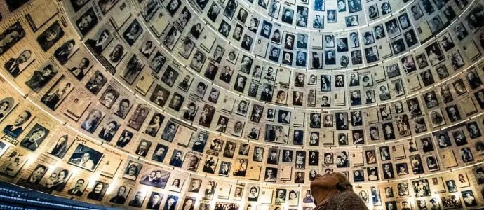 bell-canada-sms-palestine-yad-vashem.jpg