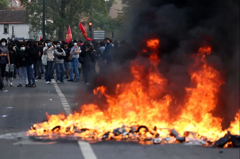 iran-convoque-ambassadeur-france.jpg