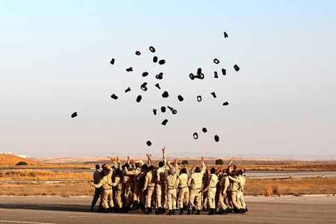 Cinq femmes bientôt diplômées de l’Israel Air Force