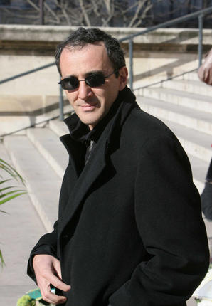  Elie Semoun dans la peau d’un militant FN