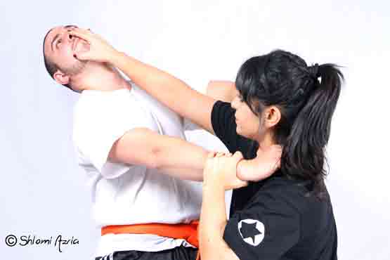 KRAV-MAGA-LIZ.jpg