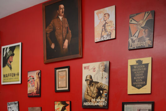 Un cafe-nazi: En Indonésie, un café rend hommage au régime nazi