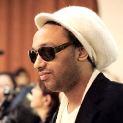 Etonnant Doc Gynéco! Surprenant Doc Gynéco! Flamboyant Doc Gynéco!