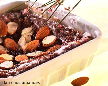 Dessert : Flan au chocolat et aux amandes amères 