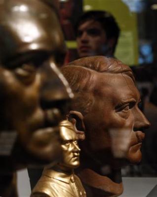 Exposition à Berlin sur la société allemande et le nazisme