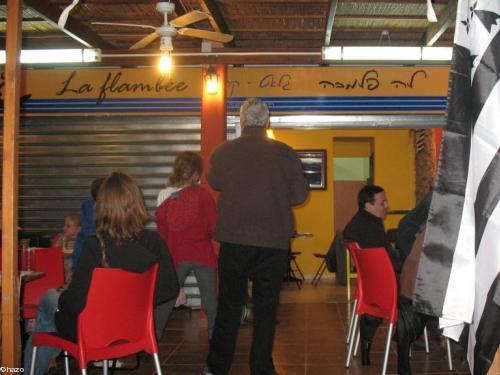 Inauguration d'une crêperie bretonne en Israël