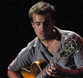 Le guitariste Gilad Hekselman en concert jazz en novembre 